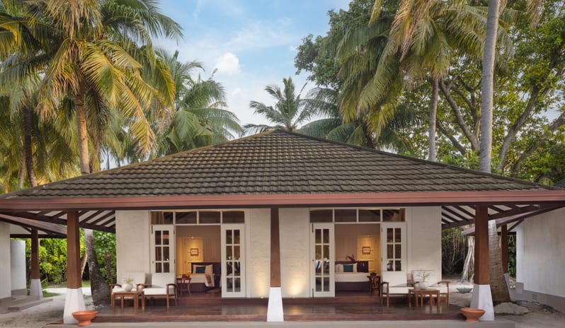 DELUXE FAMILY BEACH VILLA 118-119-5 2